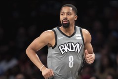 快船队裁员签约风波，勇士瞄准顶级锋线球员备战NBA